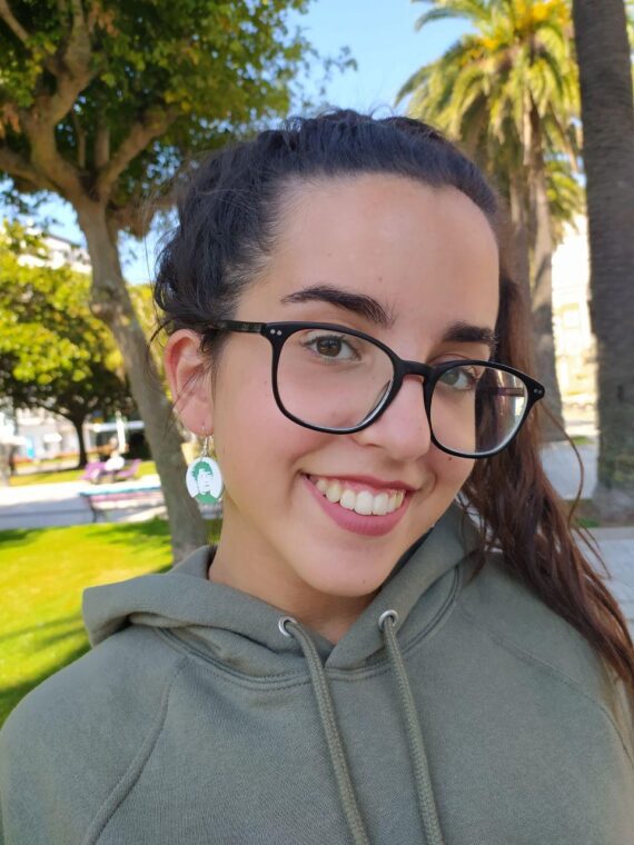 Brincos Rosalía Verde_2FRONT