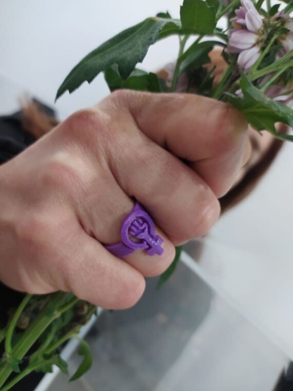 Anel Feminista modelo Front2