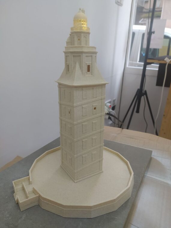 TORRE DE HÉRCULES 20CM