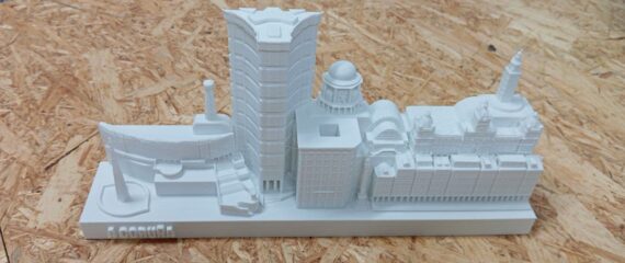 SKYLINE A CORUÑA BACK