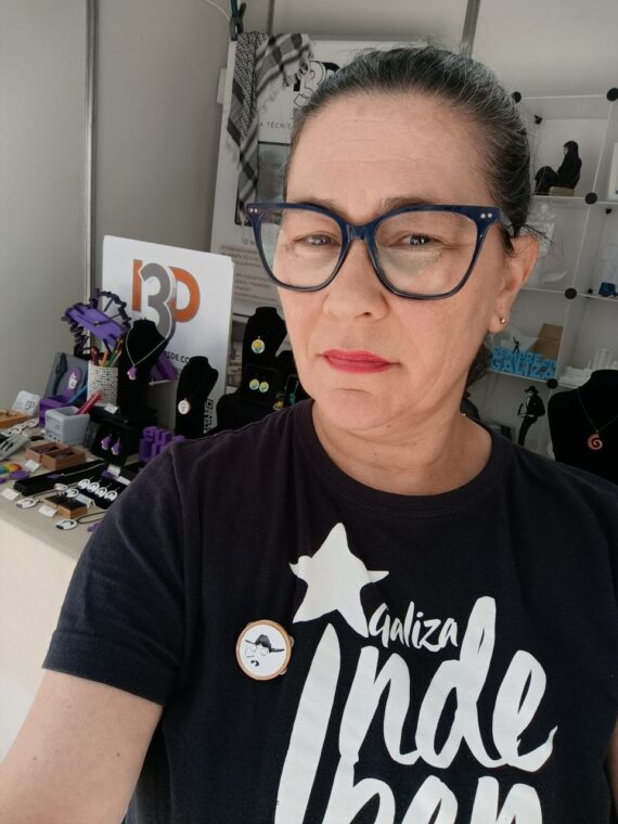 BROCHE PANDEIRETA CASTELAO _ modelo